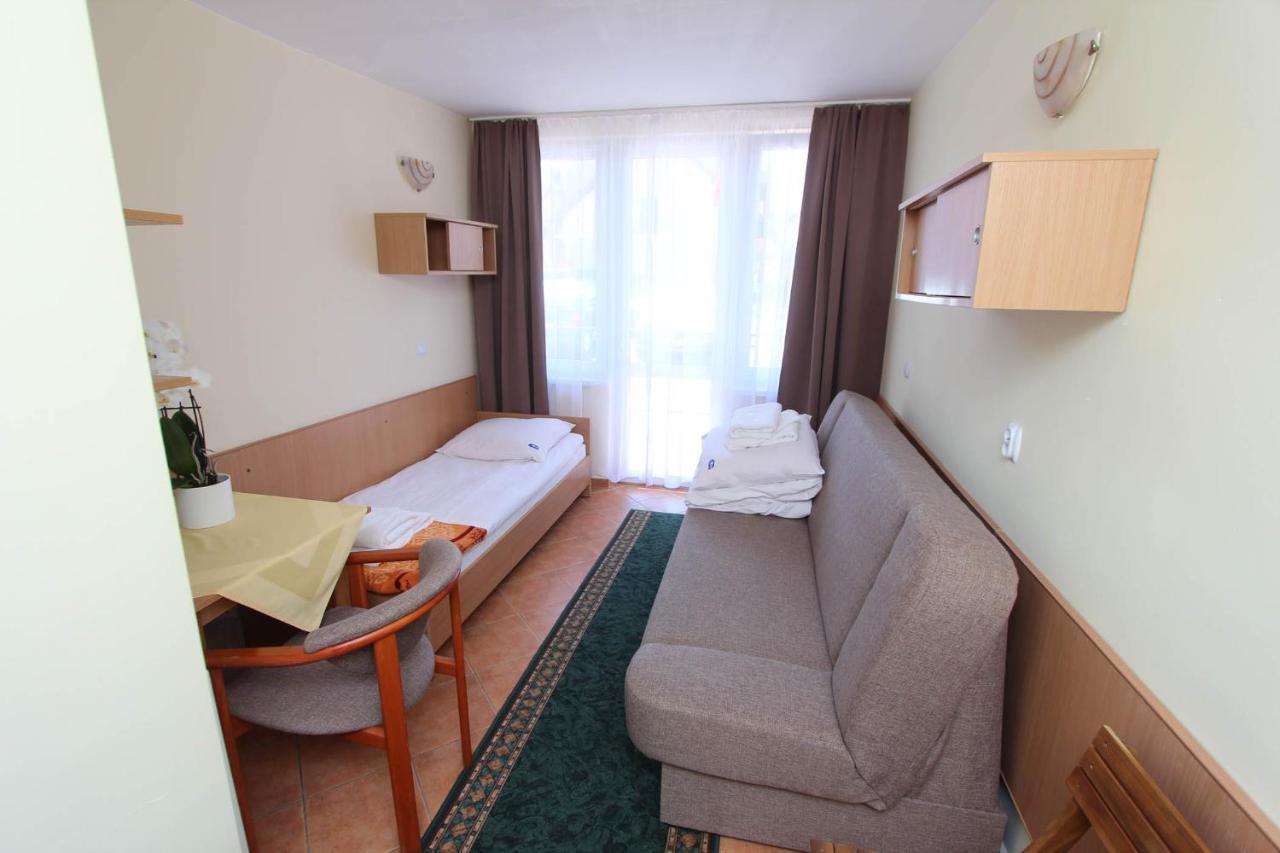 Hotel Sunset Przymorze Rewal Esterno foto